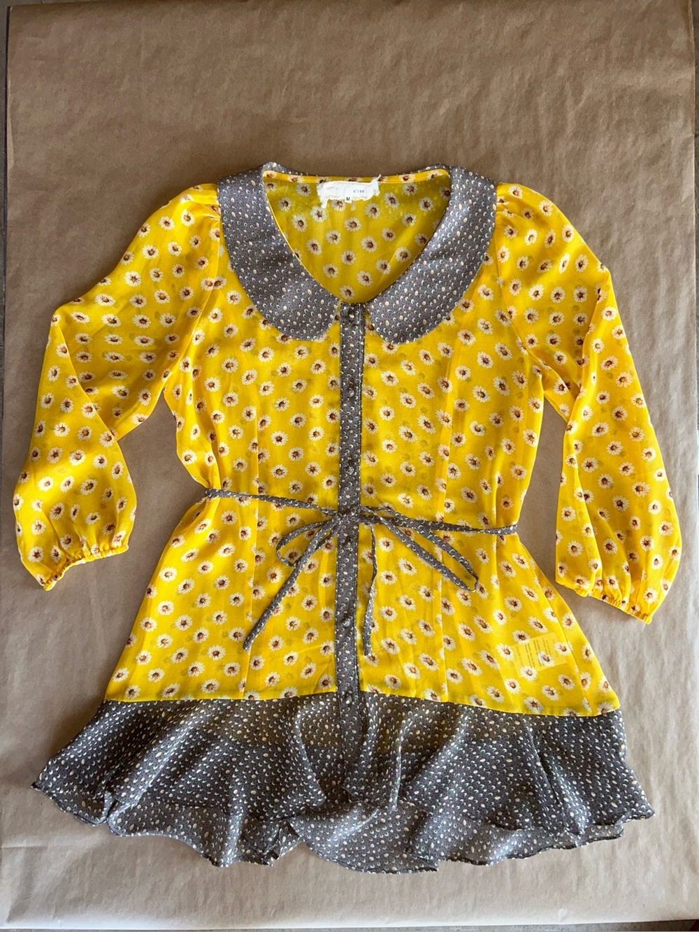A'Reve Yellow Daisy print long sleeve sheer blouse size M